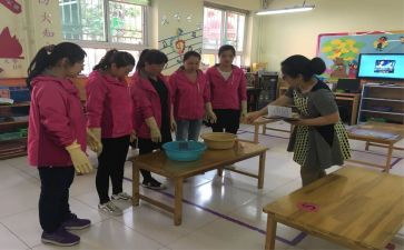2024年幼儿园小班保育员个人总结优秀5篇