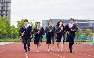 毕业以自我鉴定模板5篇