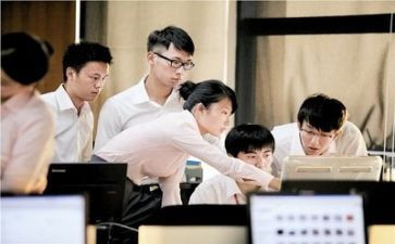 大学班委竞选演讲稿7篇