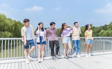 大学心得军训感悟作文8篇