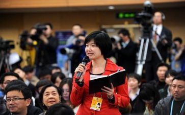 记者团述职报告7篇