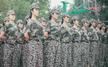 我在军训中成长作文7篇