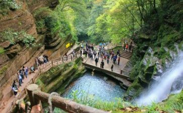 国内旅游合同8篇