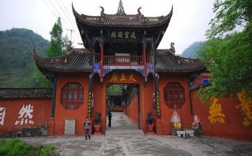 庙宇读后感6篇