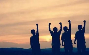 拼搏高三作文6篇