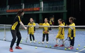 幼儿大班体育活动教案8篇