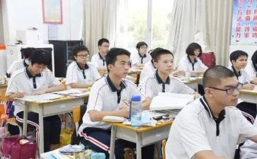 我的老师,我的课作文推荐6篇