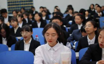 学校干部述职报告6篇