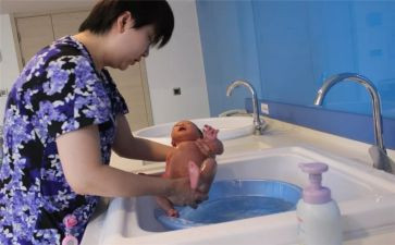 健康洗澡真舒服教案6篇