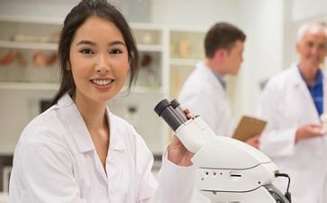 学医生自我鉴定模板7篇