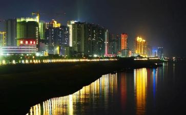 美丽的夜景作文7篇