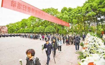致英烈的读后感6篇