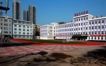 中专年终总结8篇
