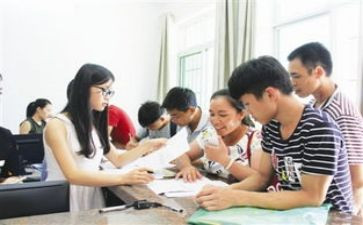学生助学金申请书推荐7篇